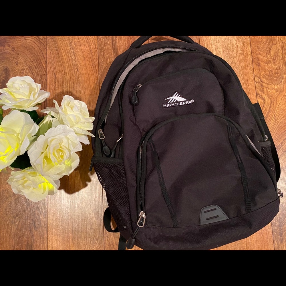 HIGH SIERRA BACKPACK!!